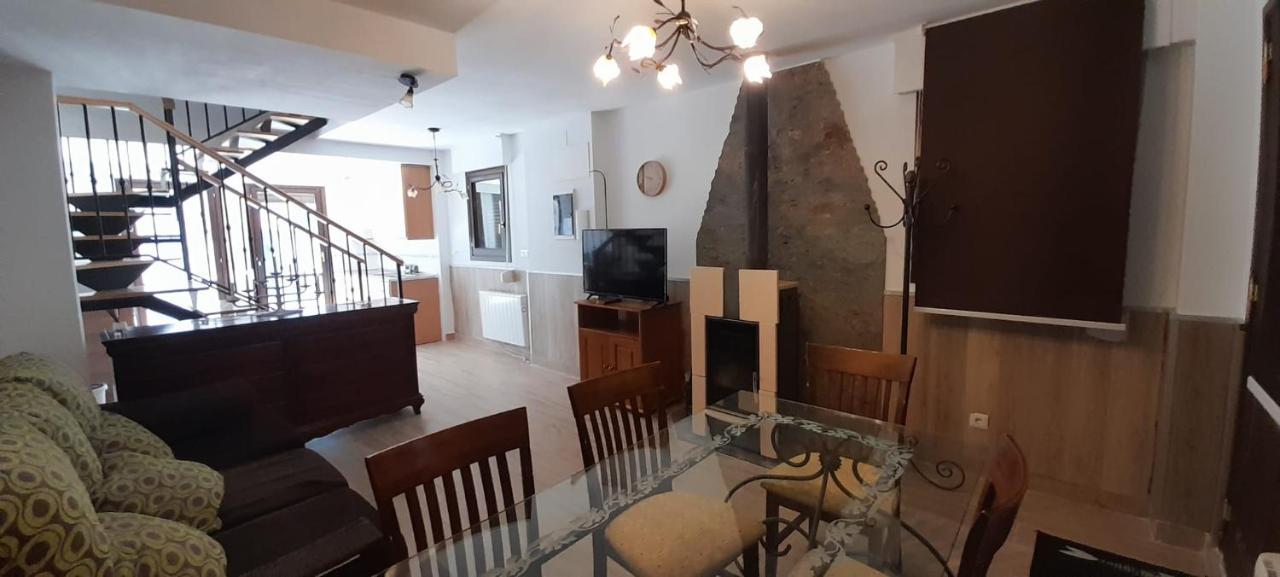 Casa Melitona Villa Кастиейо де Хака Екстериор снимка